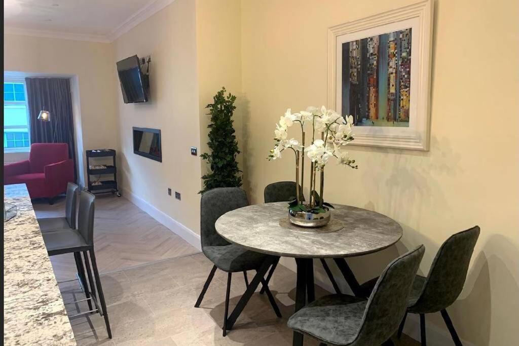 Apartment, Kilkenny City Eksteriør billede